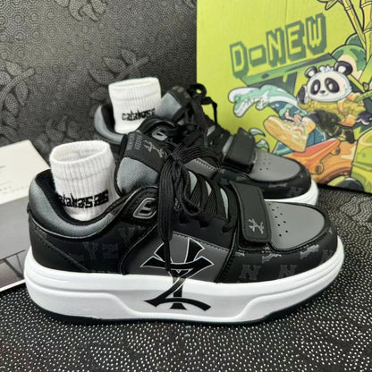 Sapatos de maré nacionais, estilo masculino e feminino, sapatos de pão de sola grossa que bloqueiam a cor, chiques, casais de rua, sapatos de athleisure do alfabeto