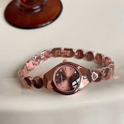 Manufacturer wholesale hot sale exquisite small temperament women's watch simple fashion personality ins style quartz watch women