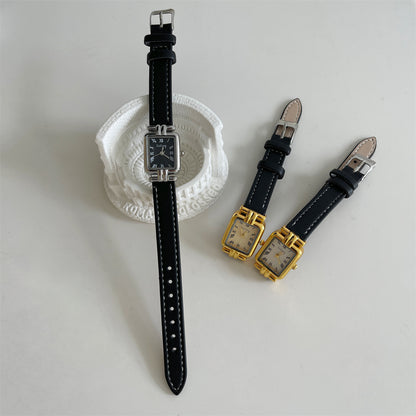 Export wholesale fashionable small square watches, simple Roman scale, vintage exquisite petite versatile sugar cube watches for women