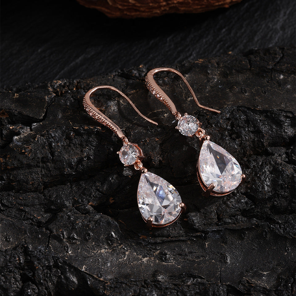 RAKOL Korean version has a simple personality and a long drop earring, a beautiful temperament, a micro-inlaid zircon bridal earring, and an earring