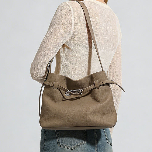 Bolsa de ombro Novo modelo 2026 estilo descontraído Bolsa minimalista fashion Bolsa versátil para o dia a dia Grande capacidade Bolsa tote atacado