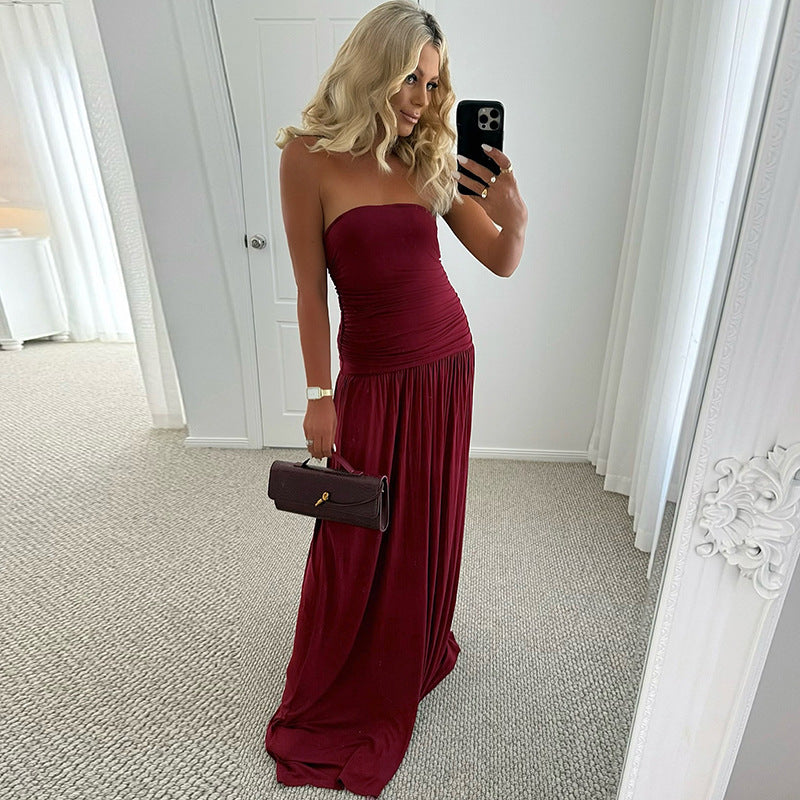 Foreign trade wholesale 2025 summer new European and beautiful clothing sleeveless sexy bandeau pleated long slim dress for women