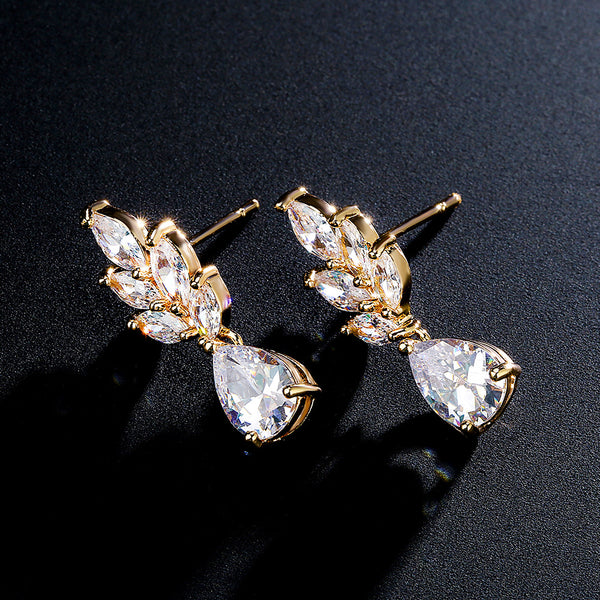 Cross-border bestseller waterdrop zircon studs with gold zircon earrings, light luxury and high-end style, simple commuting accessories for foreign trade | Ciaura
