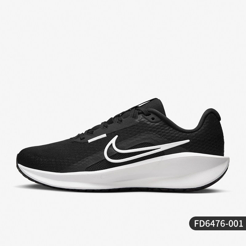 Sapatilhas de corrida para mulher Nike Downshifter 13 com amortecimento e malha, modelo FD6476-802.