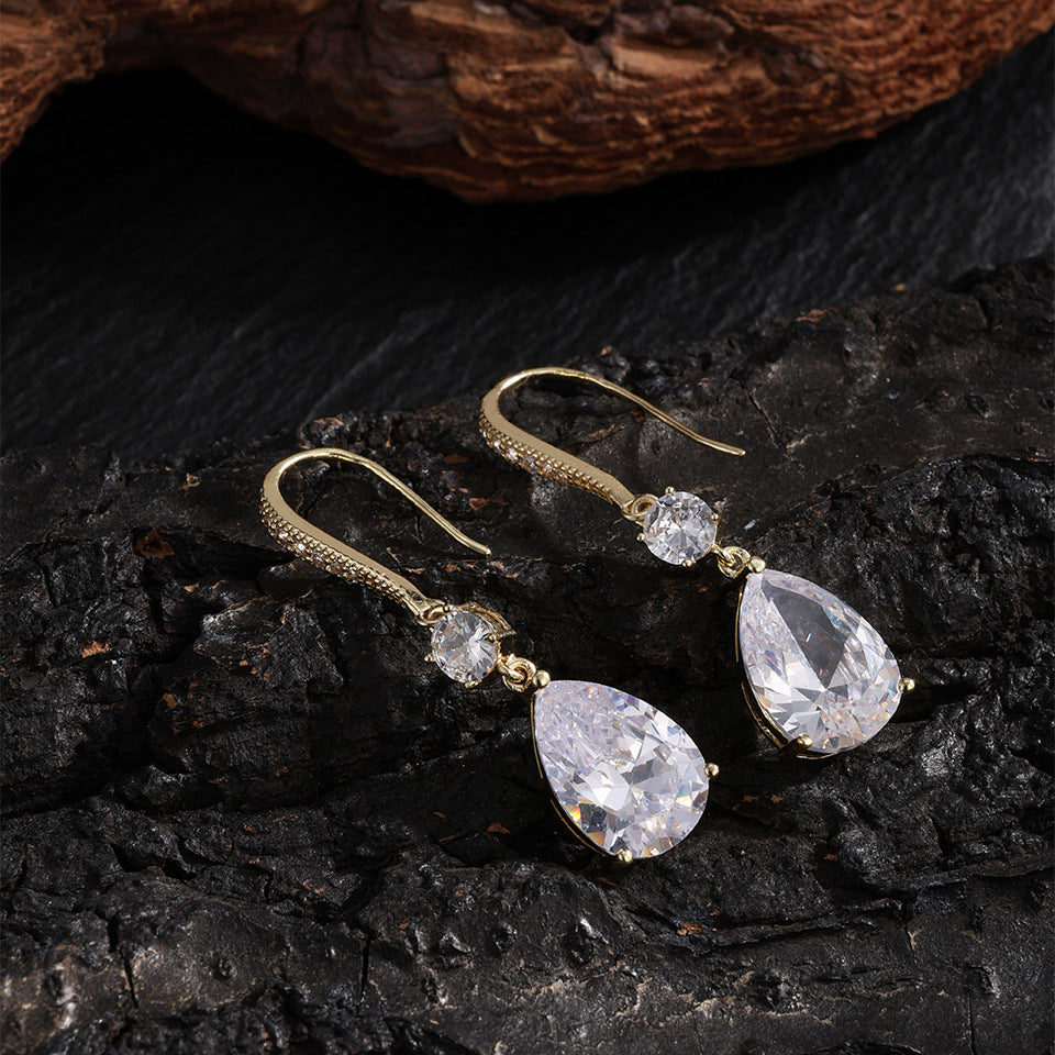 RAKOL Korean version has a simple personality and a long drop earring, a beautiful temperament, a micro-inlaid zircon bridal earring, and an earring