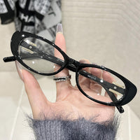 Black frame white flat