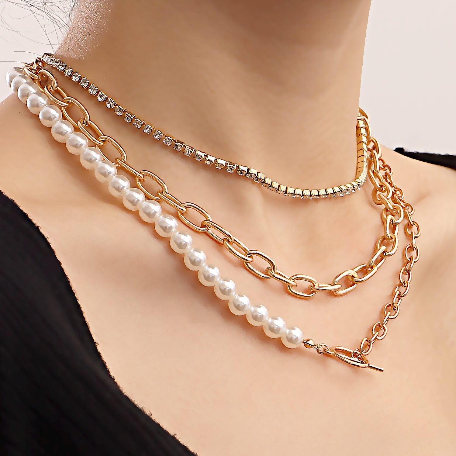 European and American cross-border jewelry ins style texture imitation pearl clavicle necklace women's simple rhinestone claw chain necklace wholesale