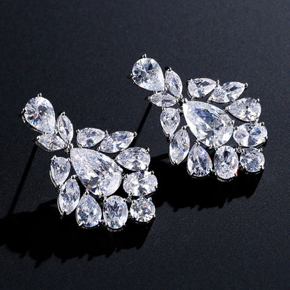 Cross-border hot waterdrop zircon stud earrings in multiple sizes with patchwork earrings, niche designs, light luxury banquet earrings wholesale