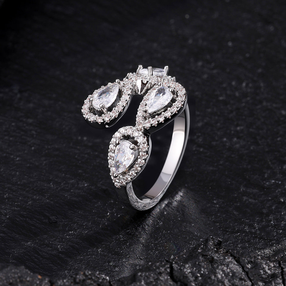 Cross-border European and American style exaggerated full zircon, light luxury, niche, high-end design, open ring for women, women's hand accessories that do not fade