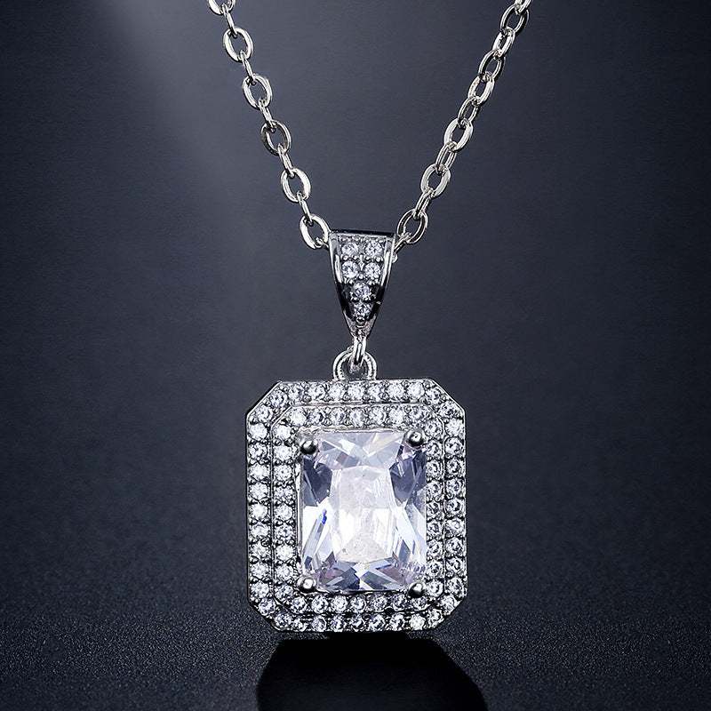 Cross-border new product sugar cube zircon necklace, niche light luxury double-layer enclosed two-tone pendant, one-piece dropshipping accessory