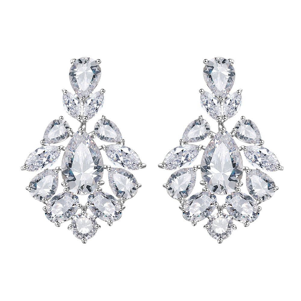 Cross-border hot waterdrop zircon stud earrings in multiple sizes with patchwork earrings, niche designs, light luxury banquet earrings wholesale