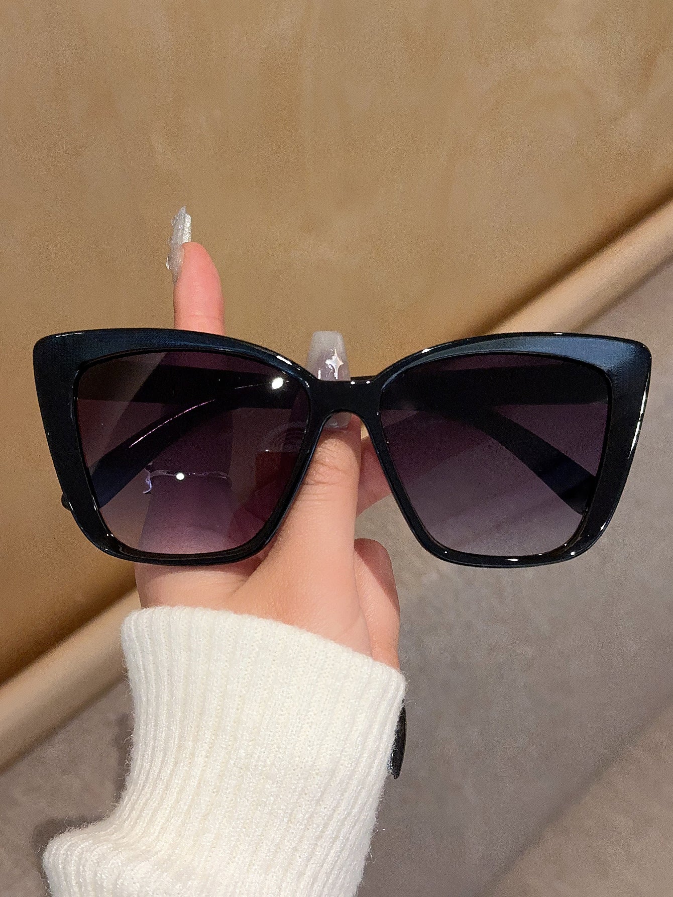 Cat's eye sunglasses foreign trade wholesale full frame black glasses men's and women's sunglasses high-end sunglasses UV protection