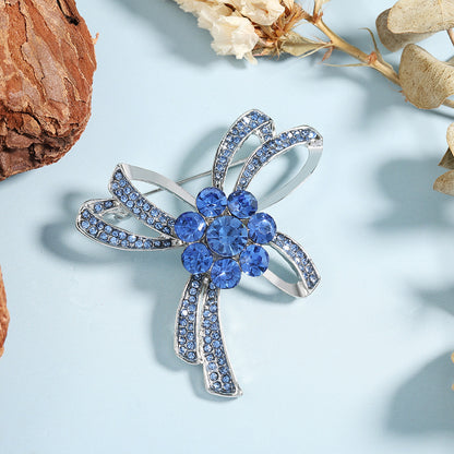 Fashionable Austrian blue crystal simple alloy bow brooch, high-end collar pin, silk scarf, fastener, garment decoration, corsage