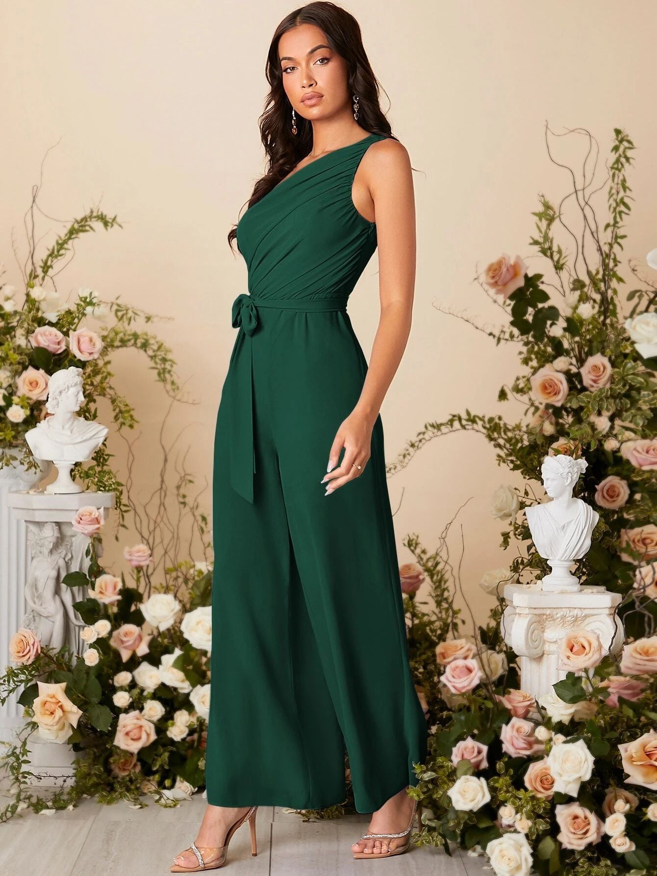 In stock, European and American cross-border 2025 Amazon spring and summer women's explosive EBA temperament slanted shoulder suspender strap jumpsuit