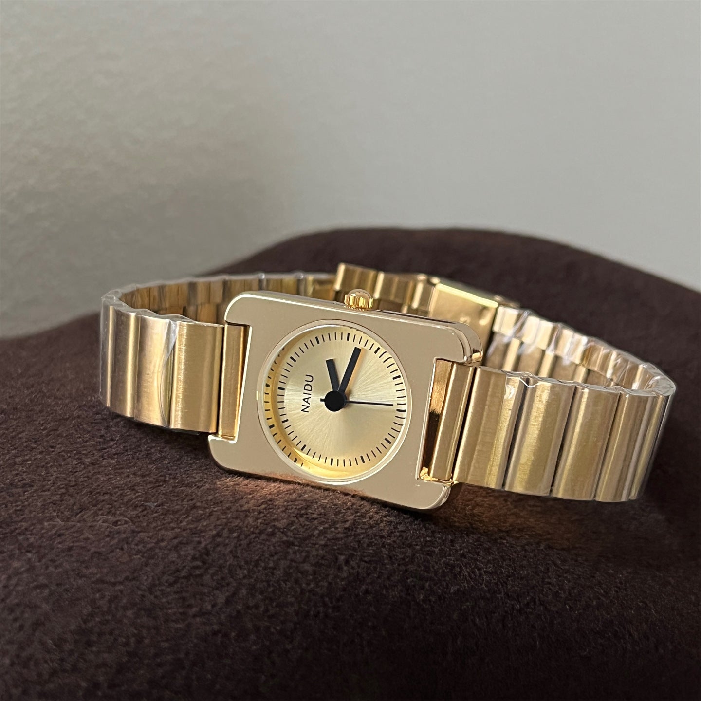 Foreign Trade Light Luxury Minimalist Style Unique Metal Bamboo Chain Watch Simple and Fashionable Square Elegant Casual Women's Watch