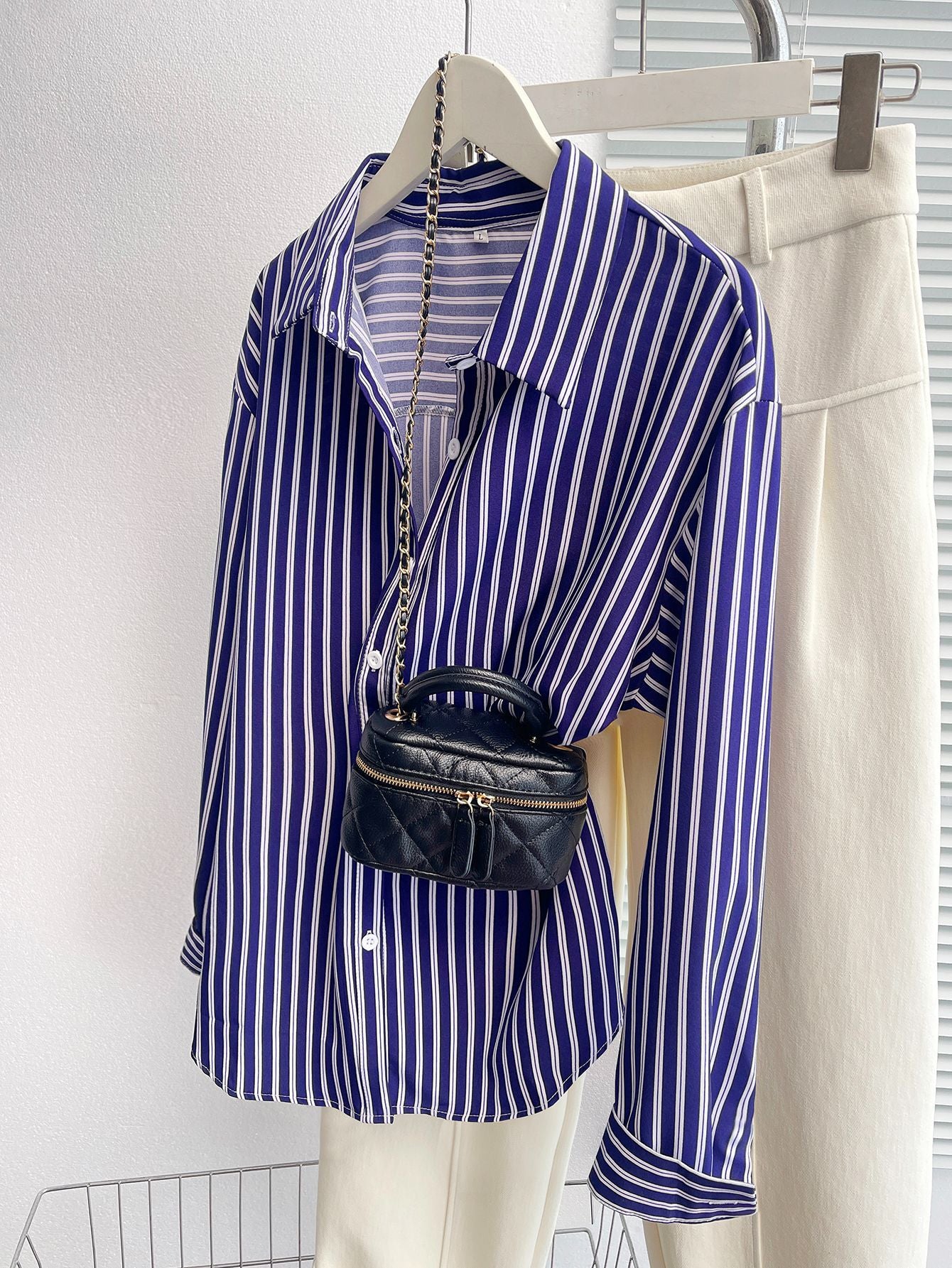 Best-selling Amazon export European and American women's clothing, striped top, loose casual long-sleeve plus-size shirt with stripes