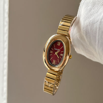 Cross-border new ladies' small gold watches, fashionable hot bathtub series, simple oval gold quartz wristwatches