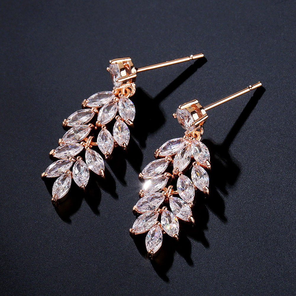 New women's earrings, diamond-studded lupine teardrop-shaped tassel earrings, Baroque court style, multicolor versatile earrings