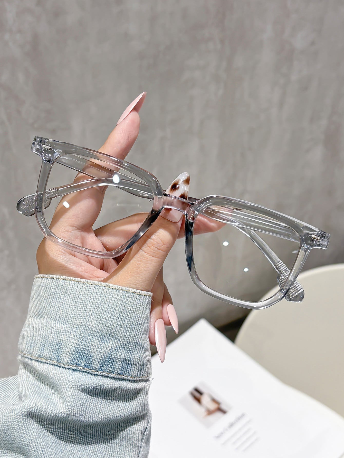Simple polygonal rice nail sunglasses 2025 new cross-border personality men and women driving beach square sunglasses on behalf of the distribution