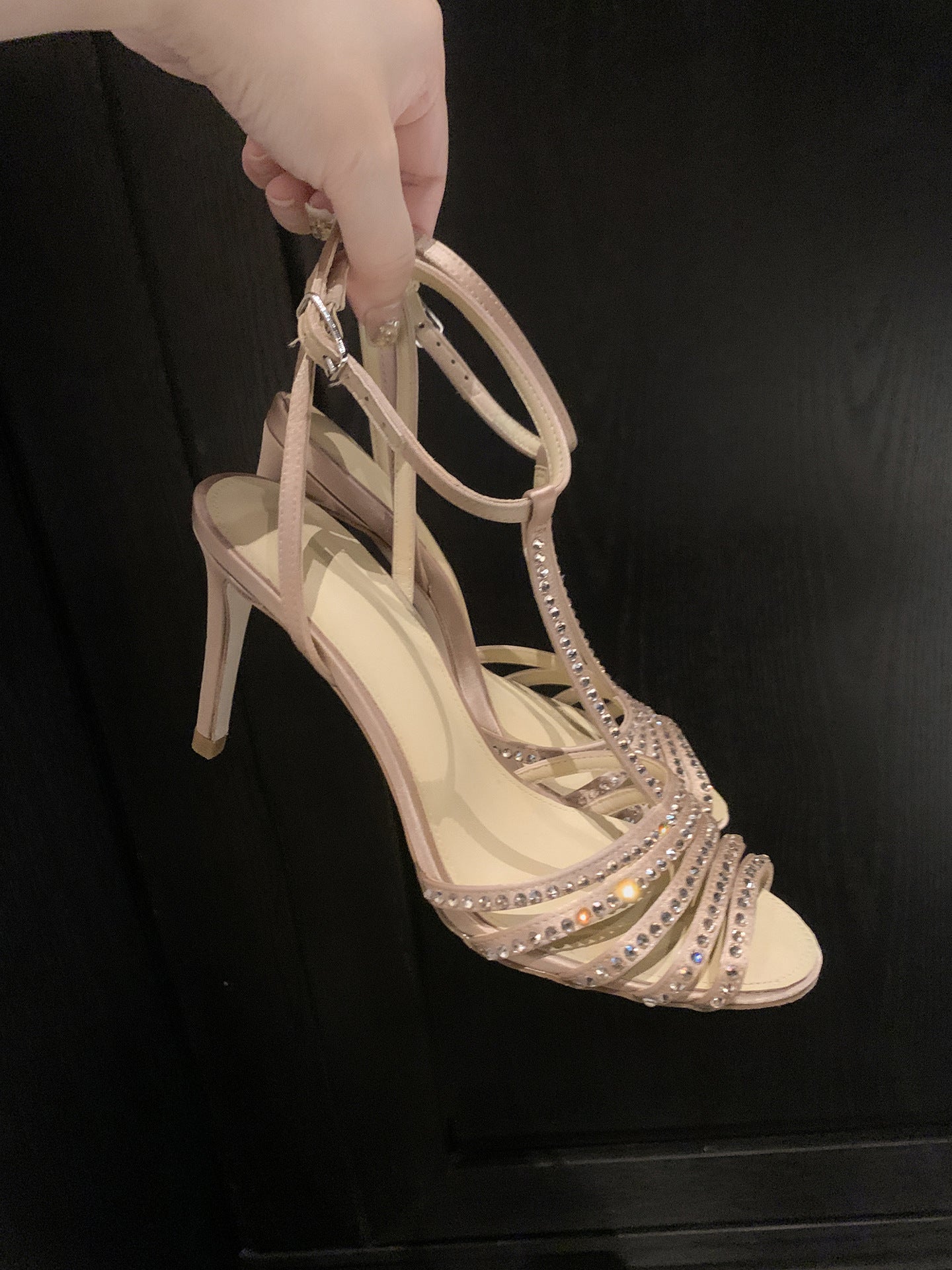 WO Huizhou City 2026 Autumn New European and American Round-Headed Fish Beak Comfortable and Versatile High Heels Fashionable Temperament Rhinestone Sandals