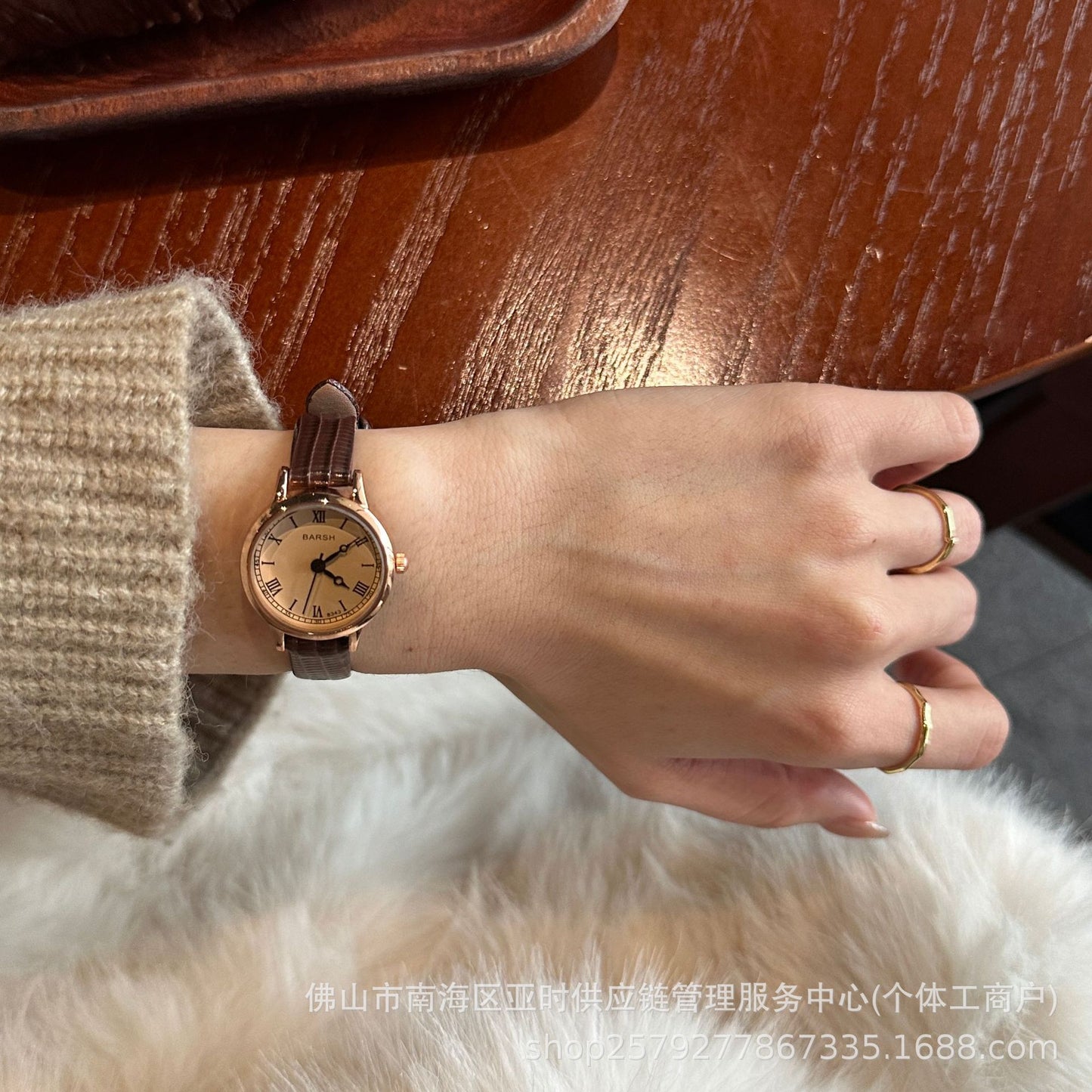 Retro subdial simple belt watch schoolgirl roman korean ins female performance goods wholesale live sale hot sale