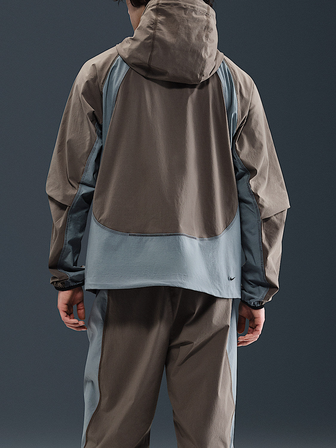 Nike Official Nike Genuine Dri-FIT Men's Woven Hooded Panelled Sports Jacket IH8462-289