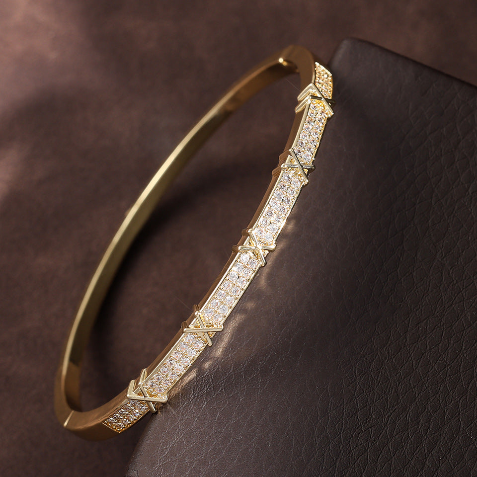 Cross-border AliExpress European and American fashion micro-inlaid hazelite bracelets for women, niche accessories and bracelets for summer women, high-end wholesale