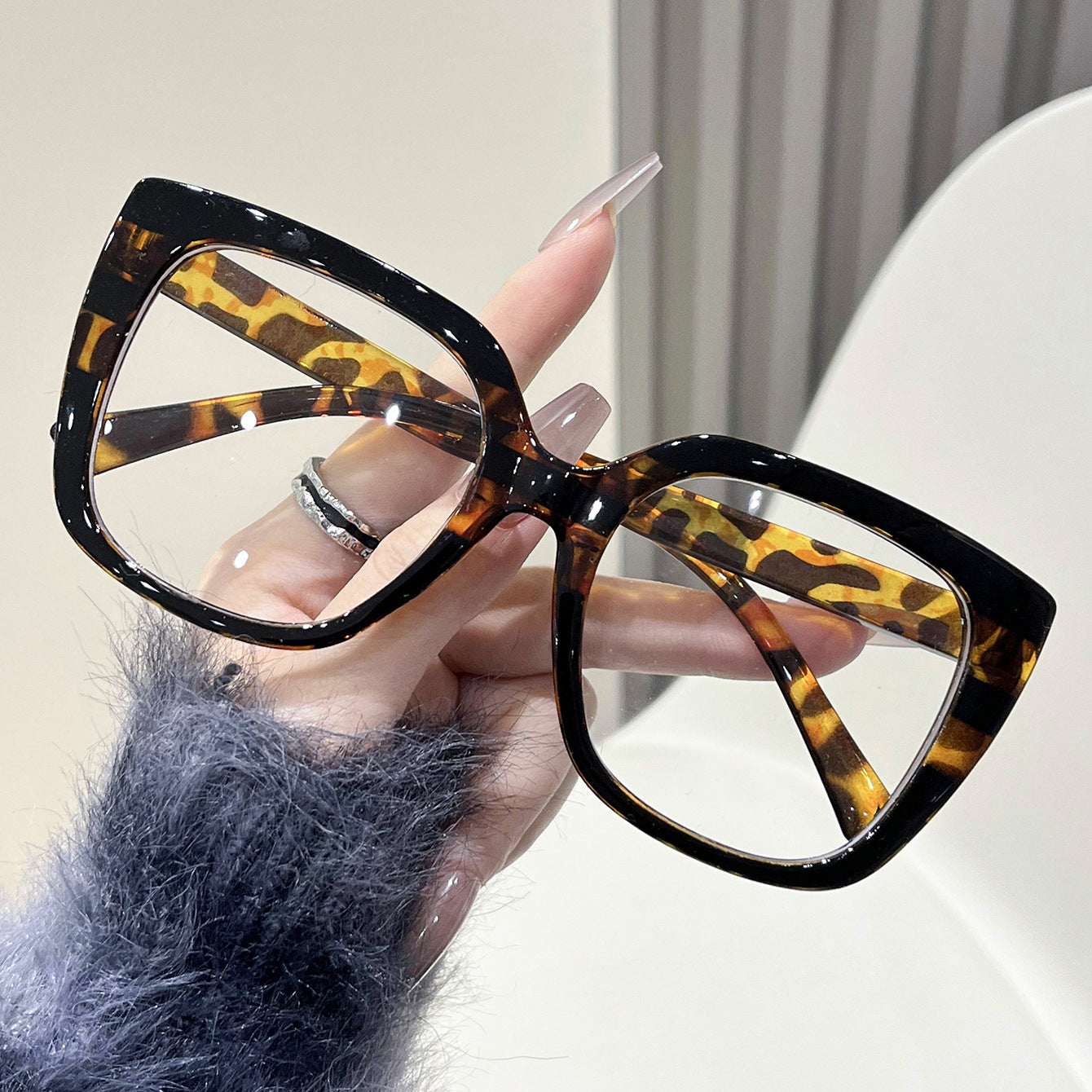 Fashion flat mirror women's high-end large-frame glasses frame cat's eye European and American trend unlimited prescription casual decorative glasses
