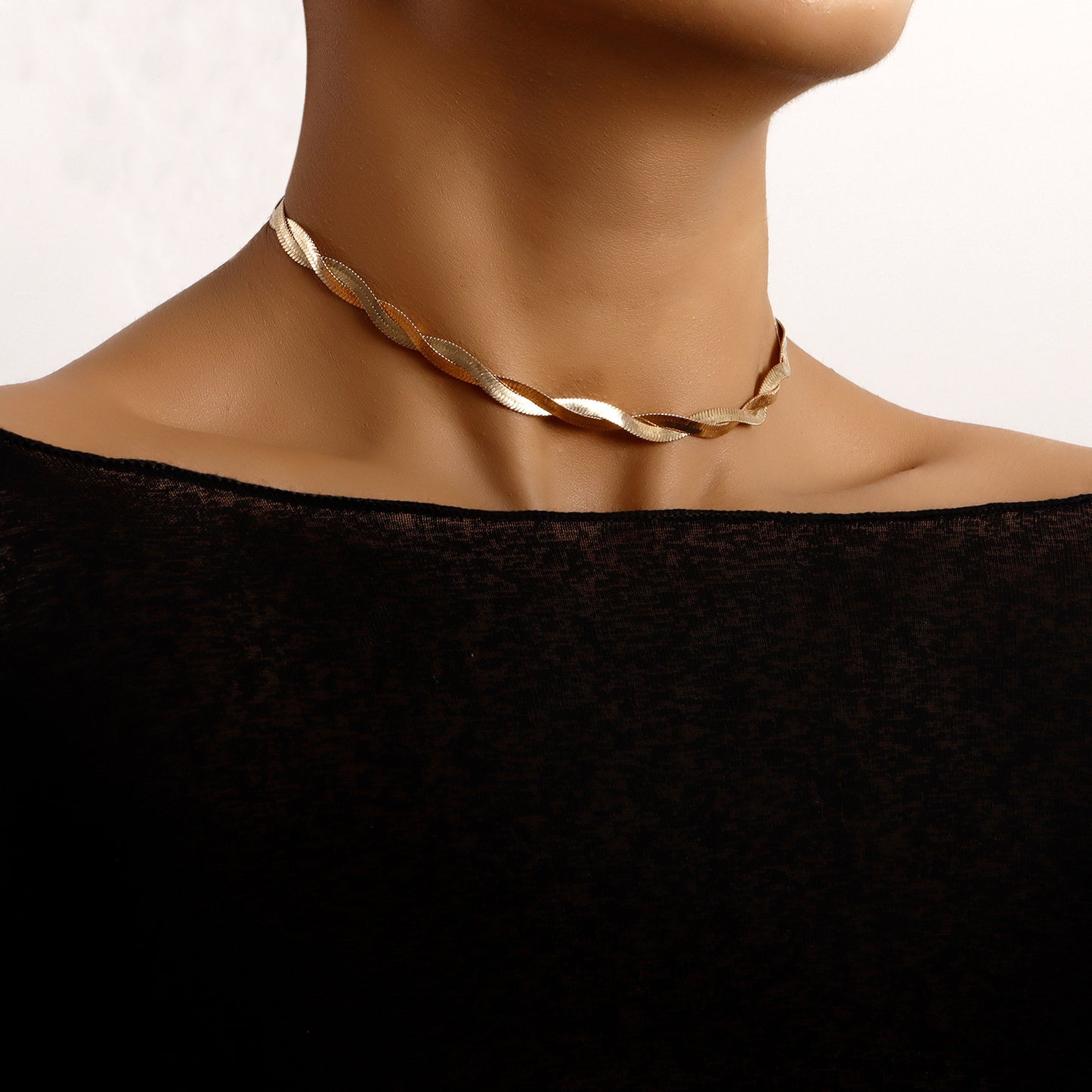 European and American cross-border jewelry trend double-layer winding snake bone necklace necklace women's fairy style niche design necklace