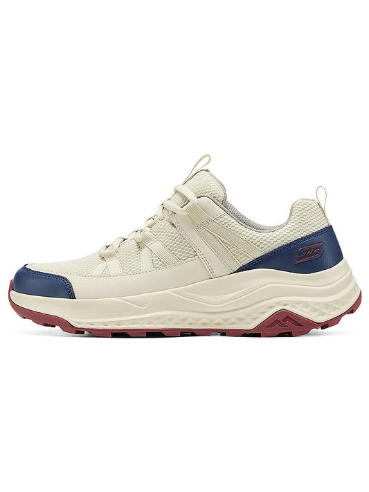 Sapatos de Verão Skechers para homem, plataforma resistente à abrasão, ideais para atividades ao ar livre, caminhadas, confortáveis, leves e para uso casual (código 118123 NAT).