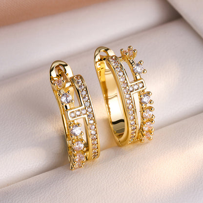 Exquisite micro-inlaid zircon H-letter earrings, elegant and versatile, exquisite and petite, ultra-sparkling niche design, versatile for women