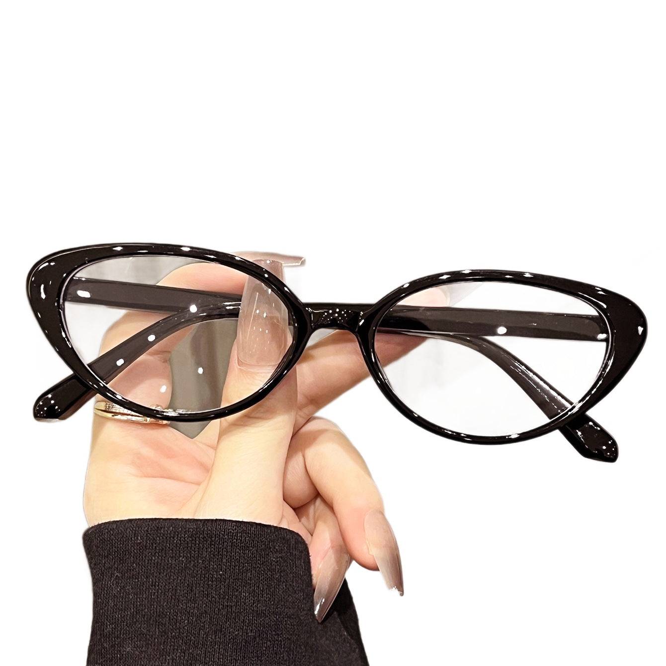 Red small frame cat eye flat light lens women's high-end sense 2025 new retro plain makeup Internet celebrity anti-blue light glasses frame