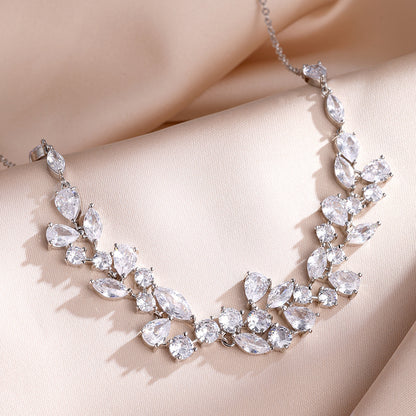 European and American cross-border bestsellers: fully diamond-filled waterdrop zircon necklaces, accessories, niche designs, high-end bridal wedding banquets