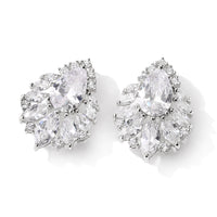 Studs - platinum