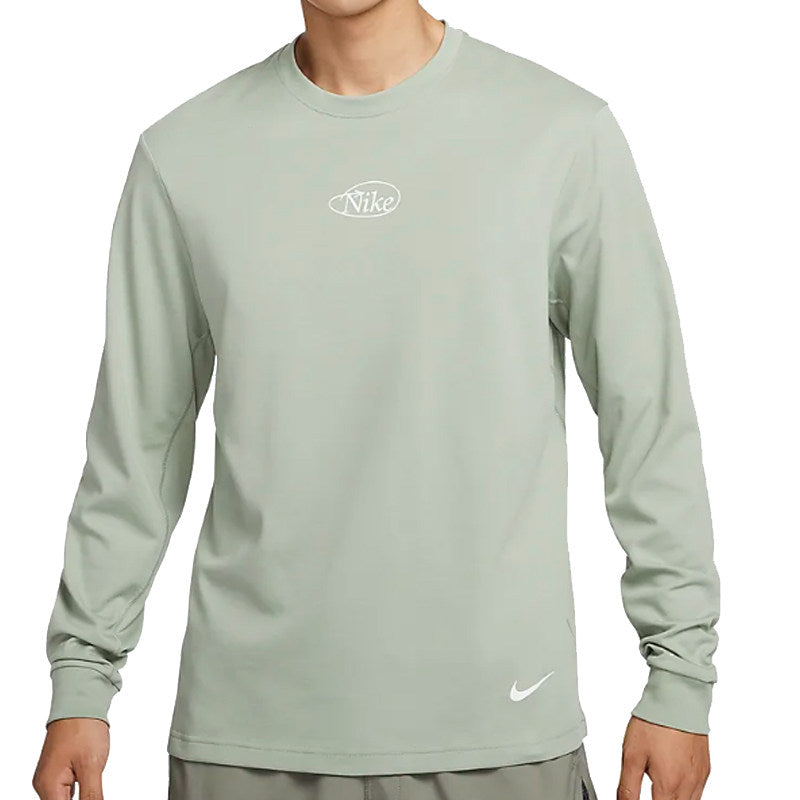 T-shirt Nike Primary Dri-FIT para homem de manga comprida, gola redonda e respirável HQ4736-370-010
