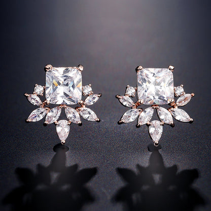 Cross-border light luxury sugar cube yellow diamond earrings, snowflake zircon earrings, niche, high-end and versatile light luxury foreign trade accessories