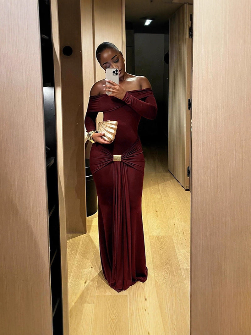 European and American autumn and winter new women's fashion solid color sexy one-shoulder metal decoration waist strap hip wrap dress