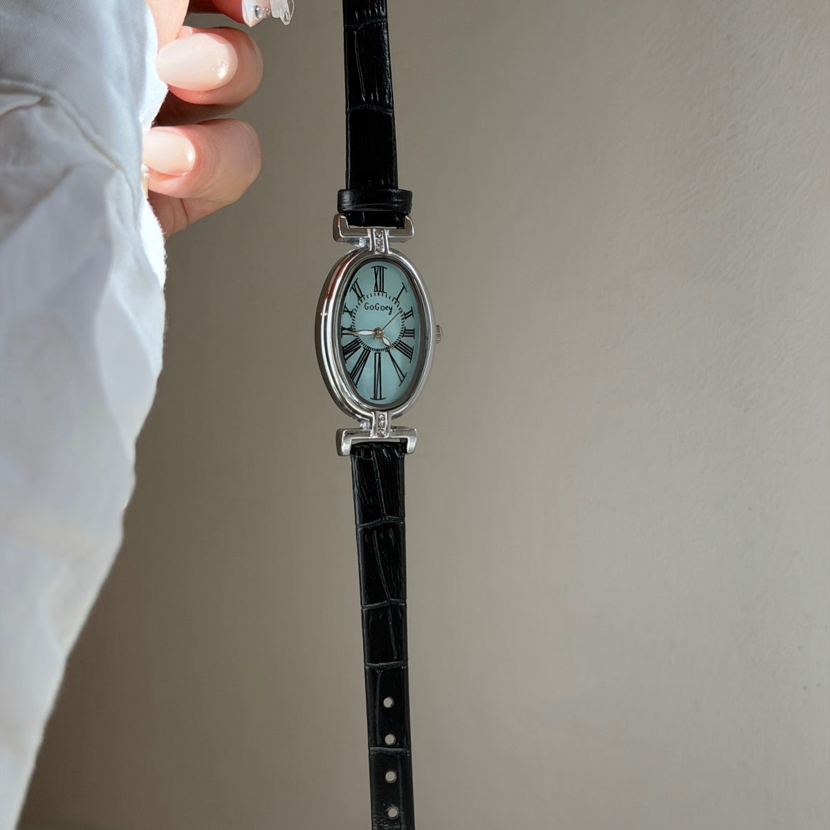 Live-stream bestseller, high-value slim strap women's watch, INS style, high-end vintage classic Roman scale quartz women's watch