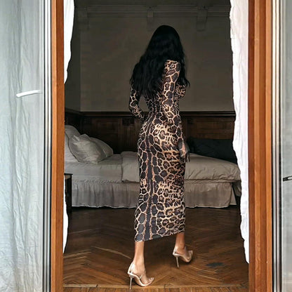 Cross-border wholesale European and American women's clothing 2024 autumn and winter new personality print half-high neck long sleeve slim hip wrap dress