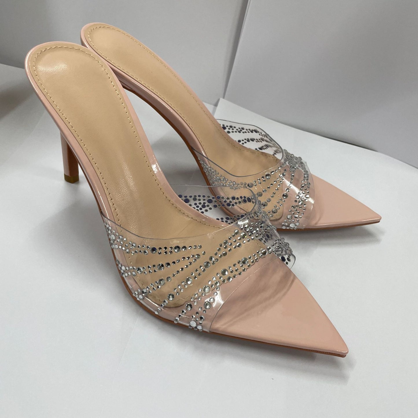 2026 Summer French Pointed Toe Transparent TPU Sandals Women's Outer Wear Thin Heel with Rhistone Decoration Breathable