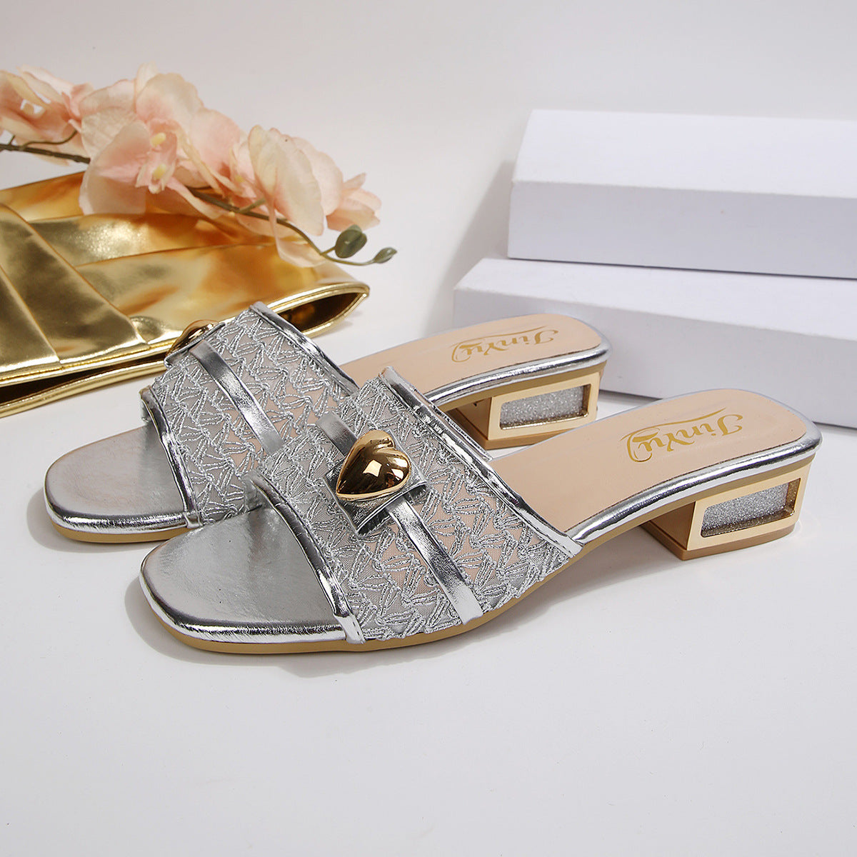 European and American cross-border foreign trade wholesale high-heeled sandals, women's slippers, elegant chain decorative buttons, square-toe sandals