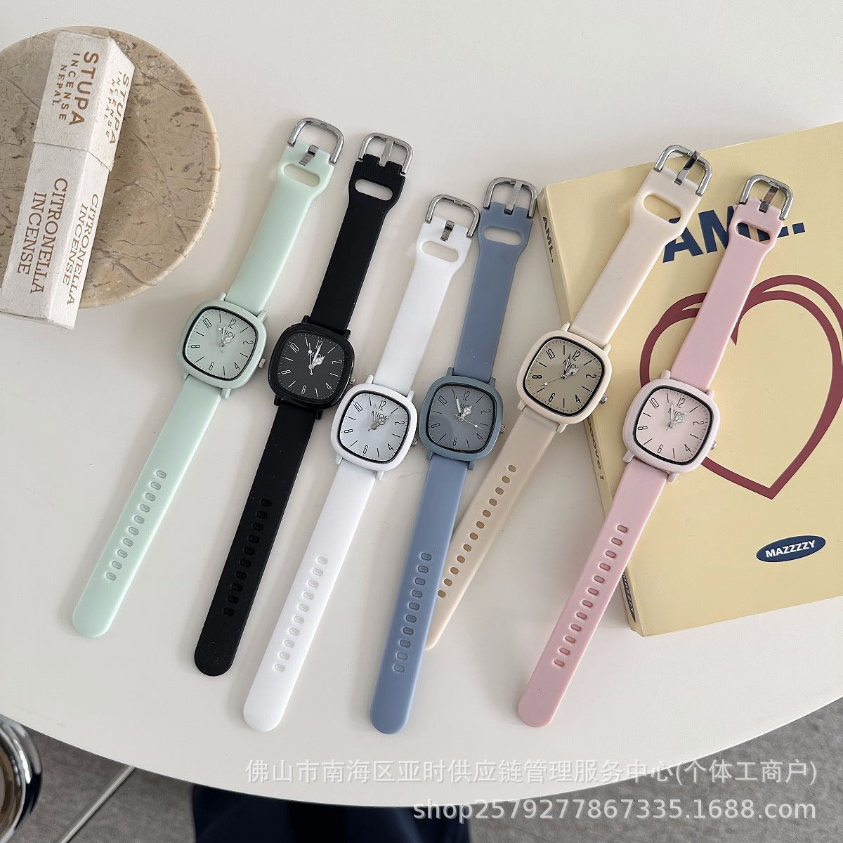Internet-famous and popular Korean INS watches for men and women, student exams, academy style, high aesthetic and minimalist silicone women's watches available for sale