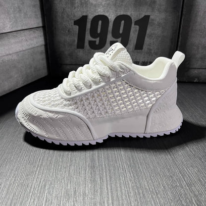 Tecidos sapatos casuais 2025 nova malha chinesa confortável sapatos de pai trabalho de negócios namoro deslocamento ultraleve sapatos de tabuleiro para homens