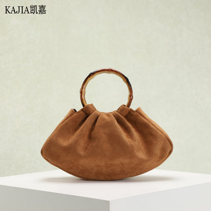 Bolsa feminina de veludo vintage, bolsa de bambu, bolsa de luxo, design plissado estilo Maillard, bolsa em forma de barco, bolsa