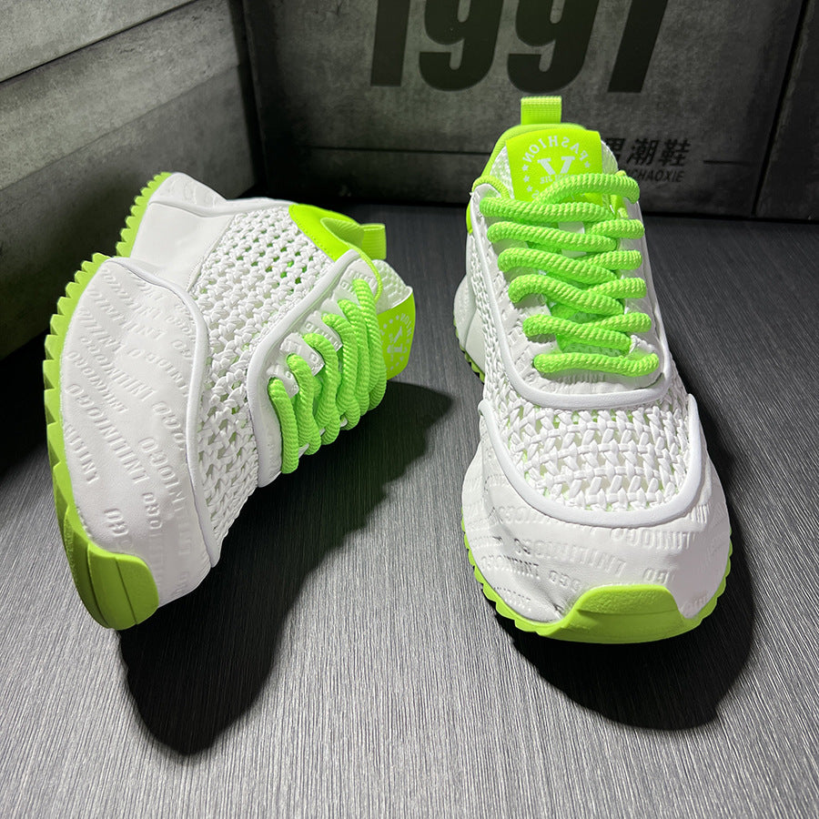 Tecidos sapatos casuais 2025 nova malha chinesa confortável sapatos de pai trabalho de negócios namoro deslocamento ultraleve sapatos de tabuleiro para homens