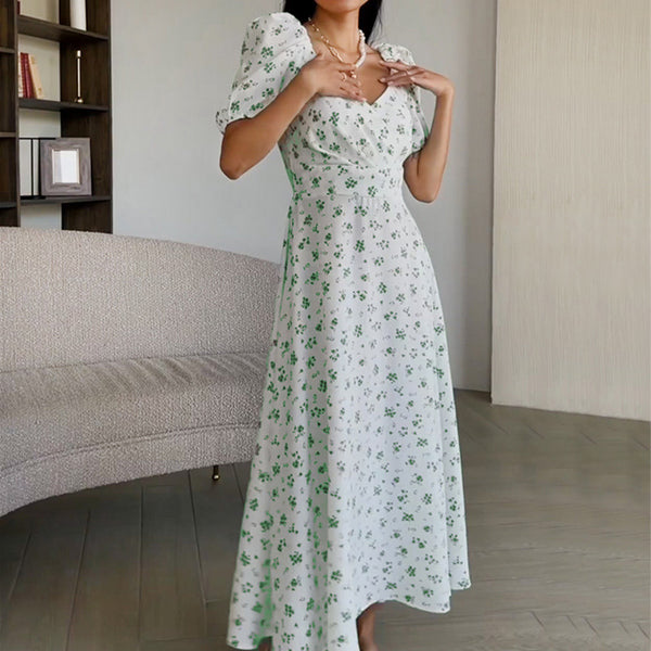 Dopamine outfit 2026 new European and American dress sexy V-neck puff sleeve French elegant floral dress