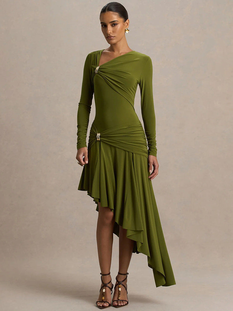 Vestido envelope de manga comprida para menina com pregas, corte direito e corte justo, estilo europeu e americano, para o outono. Novo modelo da moda europeia e americana.