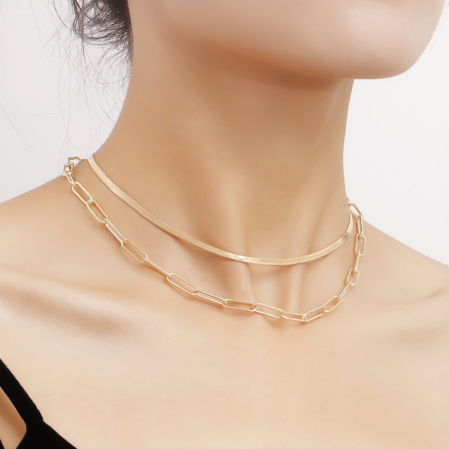 European and American cross-border jewelry double layer multi-layer square clavicle chain blade snake chain clavicle chain ladies necklace wholesale