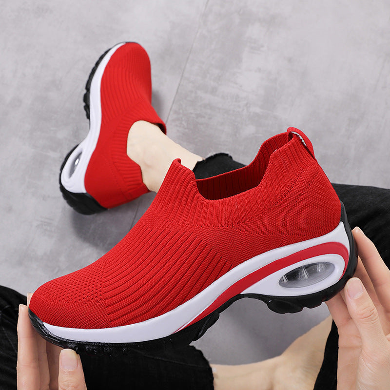 2024 Women's Shoes Casual Versatile Air Cushion Running Shoes Feiwei Breathable Lazy Shoes Slip-on Sports Shoes Wholesale