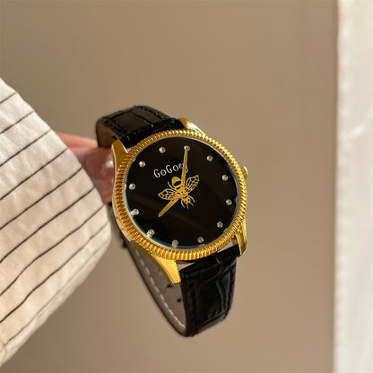Ancient European trendy high-end vintage couple's watches, little bee pointers, niche belt wristwatches for women, cross-border bestsellers